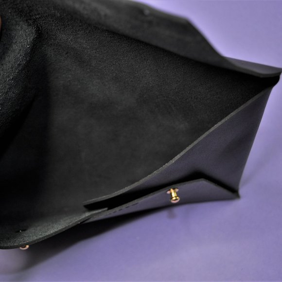 NWOT - Tribe Alive Black Leather Clutch - Picture 4 of 5